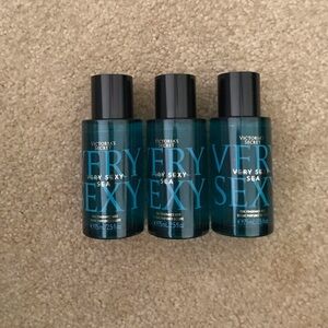 Three VS Travel size mists